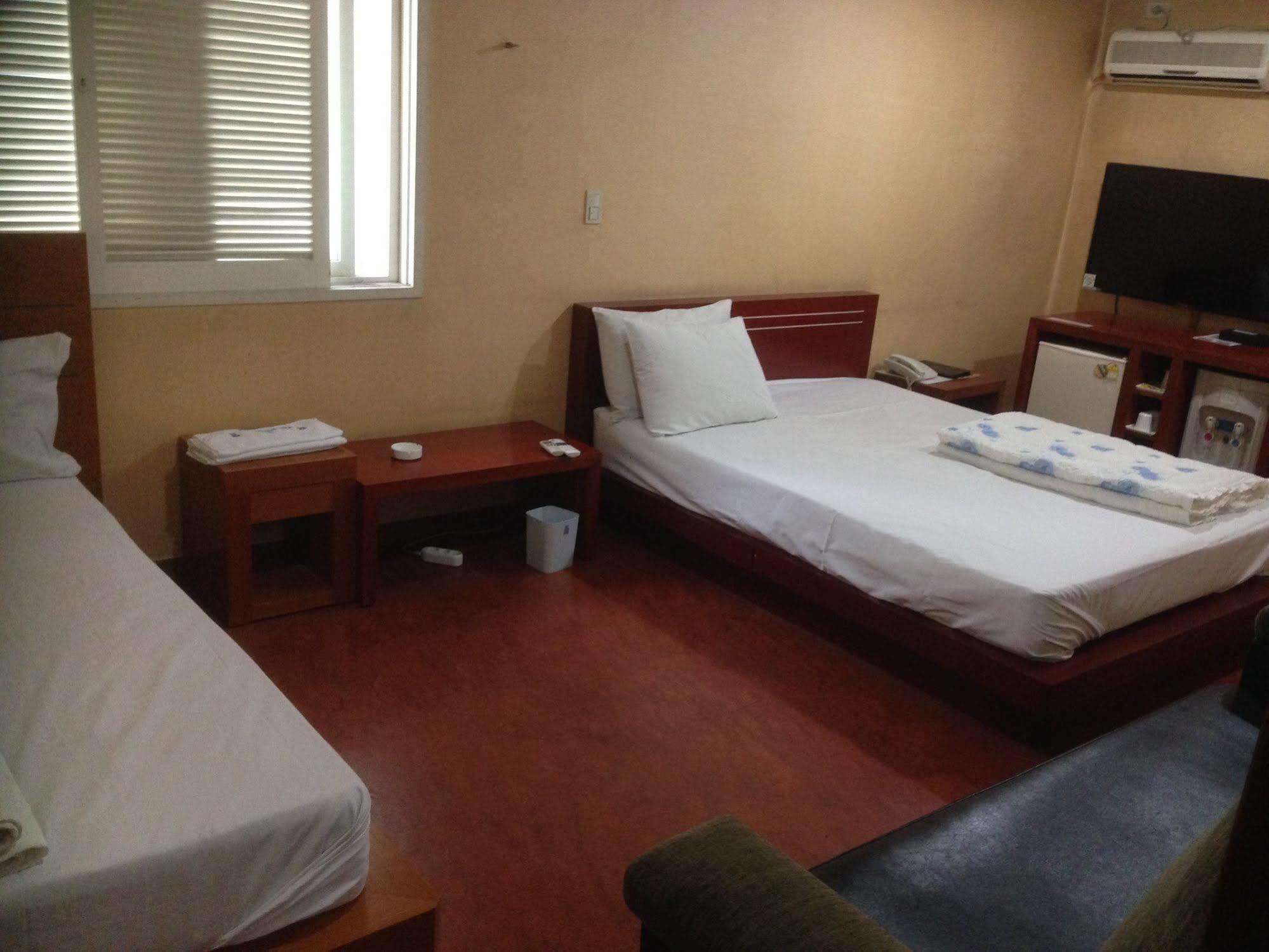 Daegu Goodstay Herotel Exterior foto