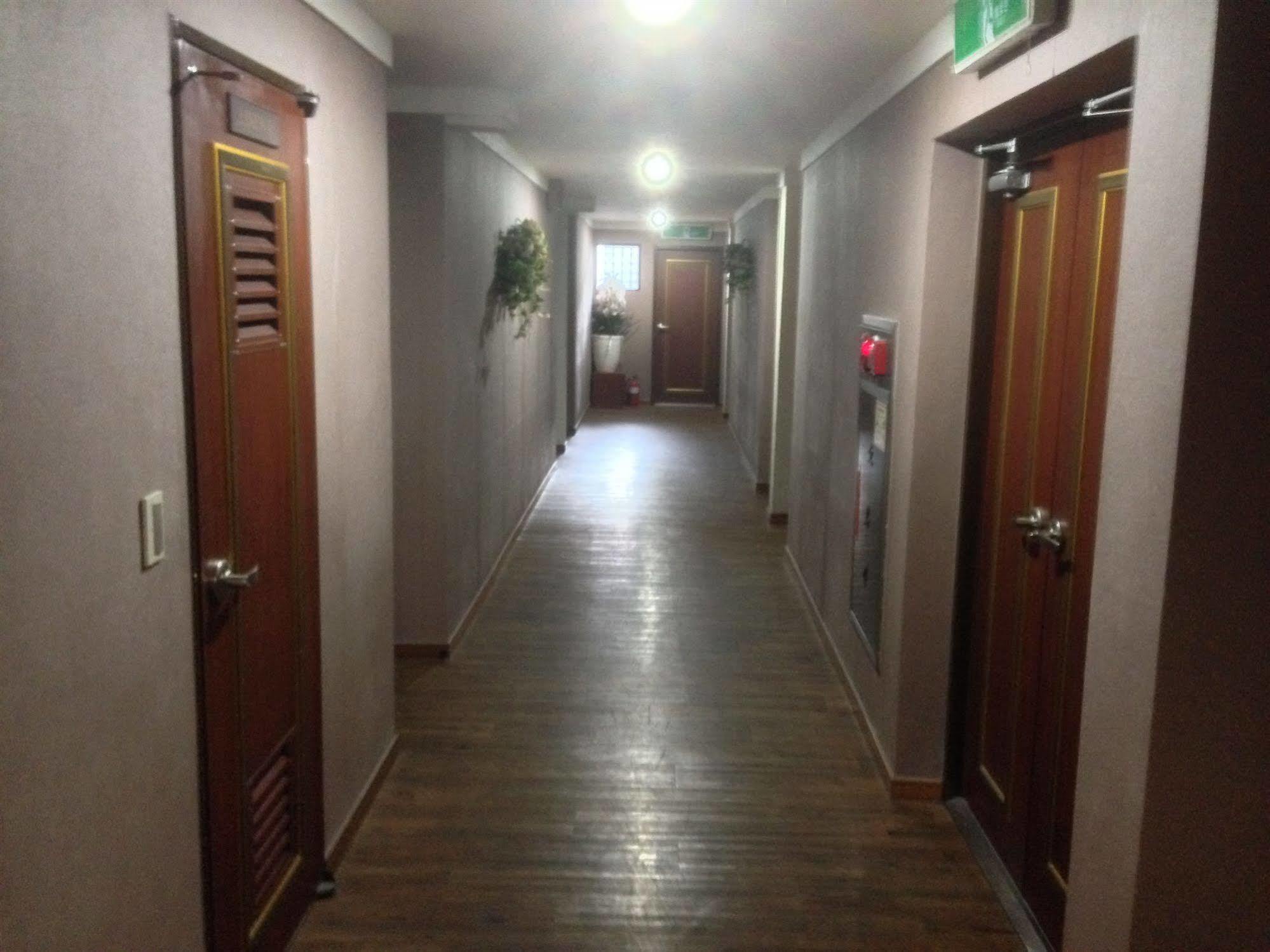 Daegu Goodstay Herotel Exterior foto