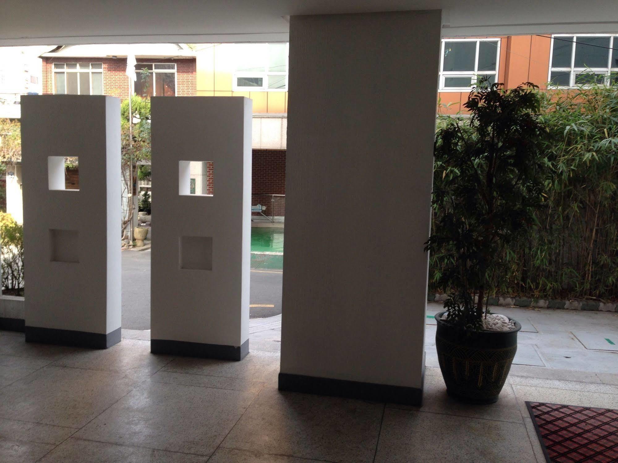 Daegu Goodstay Herotel Exterior foto