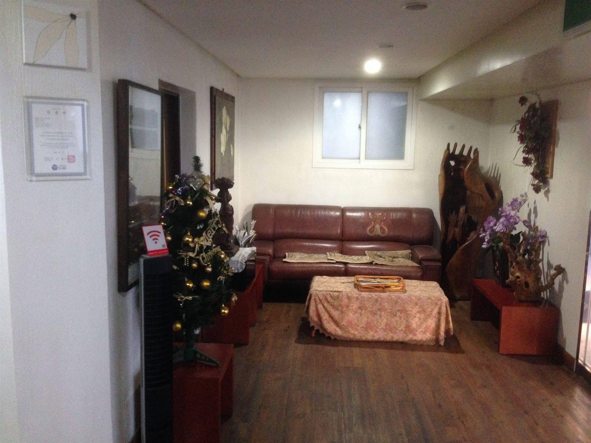 Daegu Goodstay Herotel Exterior foto
